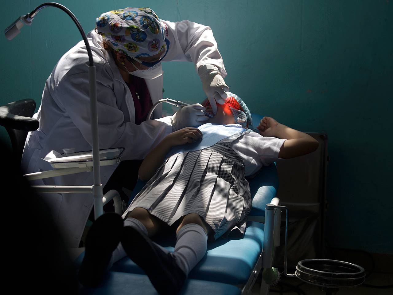 Россиянка побывала в Мексике и узнала про «зубную мафию»