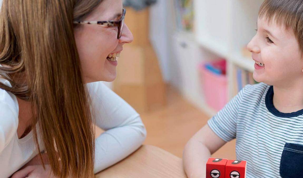 28 игр с детьми 3 лет дома и на улице: развлечения, которые помогут облегчить кризис 3 лет 28 игр с детьми 3 лет дома и на улице: развлечения, которые помогут облегчить кризис 3 лет